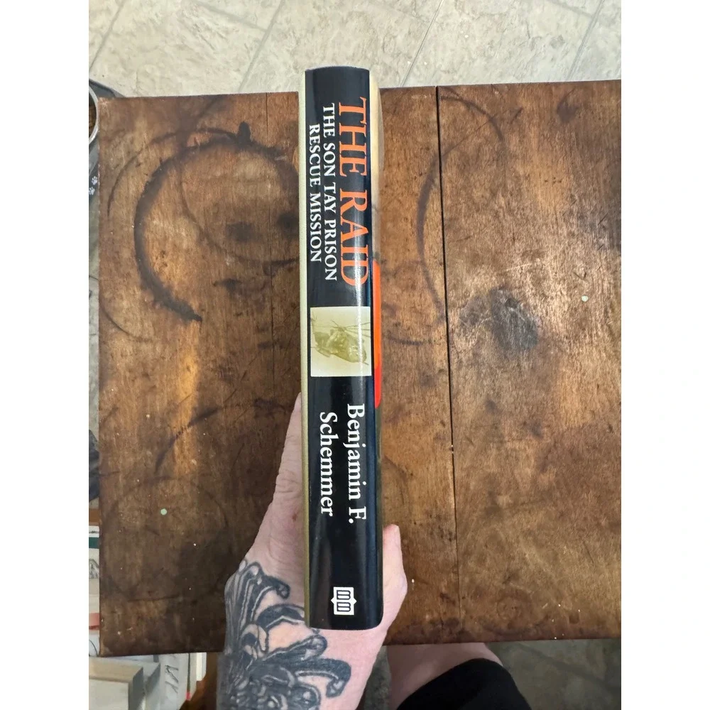Ballantine Books raid son